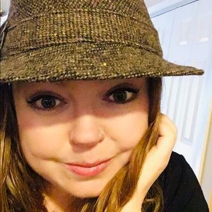 Meet your Posher, Leah